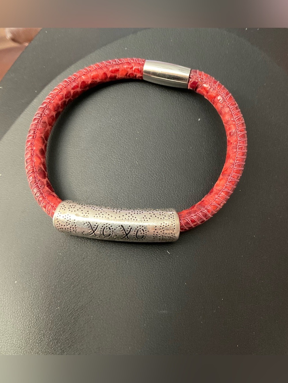 Brighton Red Snake Embossed Leather XOXO Tube Charm Bracelet Magnetic Clasp 2628